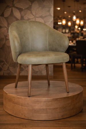 Amour Armchair